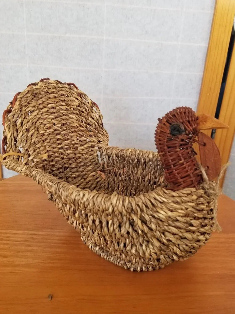 Vintage Wicker Turkey Basket Farmhouse Cottage Country Bird